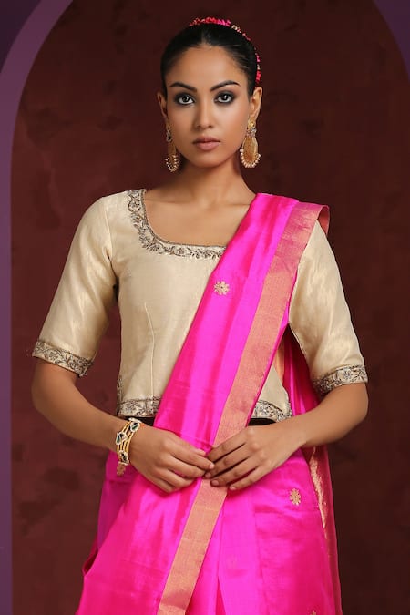 Weaver Story_Off White Chanderi Zari Square Neck Hand Embroidered Zardozi Blouse_Online_at_Aza_Fashions