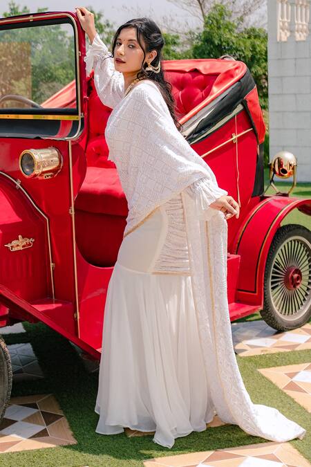 Shop_Monk & Mei By Sonia Anand_White Georgette Embroidery V-neck Madhubala Pre-draped Fish-cut Saree Set _Online_at_Aza_Fashions