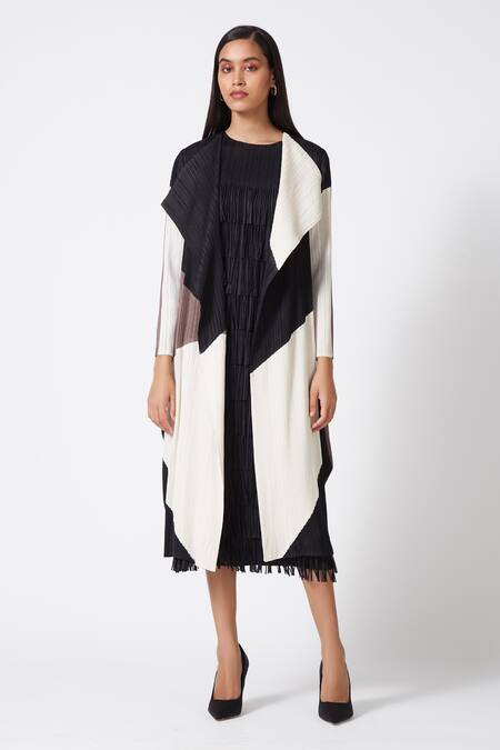 Scarlet Sage_Black 100% Polyester Plain Open Madison Colorblock Overlay_Online_at_Aza_Fashions