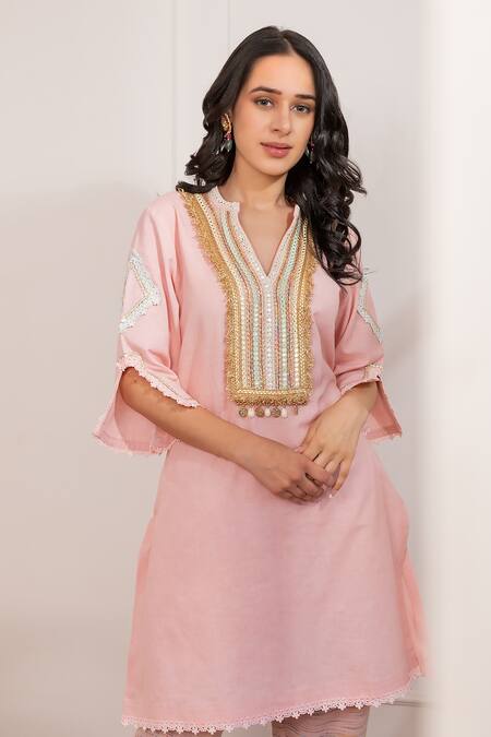 Pairaahan_Pink Linen Embroidered Gota Mandarin Collar Mirrorwork Placket Kurta And Pant Set_at_Aza_Fashions