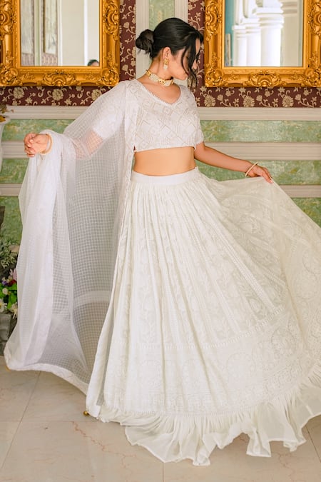 Dress yourself for the upcoming festivities in this artistically designed  Jama style anarkali with a full Chikankari lehenga. The heavily… | Instagram