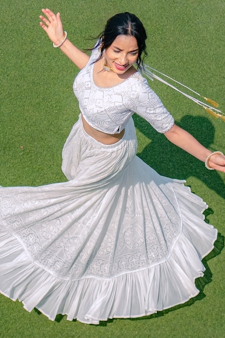 Shop_Monk & Mei By Sonia Anand_White Georgette Embroidery V-neck Floral Chikankari Lehenga Set _Online_at_Aza_Fashions