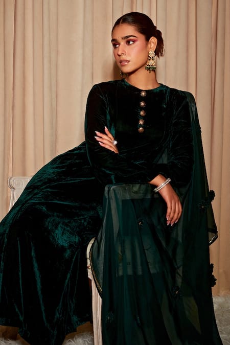 Dohr India Green Silk, Velvet, Organza Embroidery Round Neck A Line Kurta Set Online at Aza Fashions Dohr India_Green Silk, Velvet, Organza Embroidery Round Neck A Line Kurta Set _Online_at_Aza_Fashions