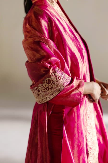 Mimamsaa_Magenta Tissue Silk Woven Round Lela A-line Kurta Set  _Online_at_Aza_Fashions