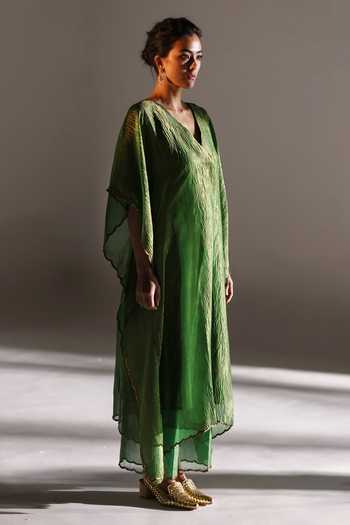 Buy_Mimamsaa_Green Tissue, Silk Embroidery V-neck Amo Hand Crushed Kaftan And Pant Set _Online_at_Aza_Fashions