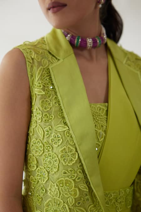 Buy_Mishru_Green Organza Embroidered 3d Flower Jacket Notched Lapel Irine Saree Set _Online_at_Aza_Fashions