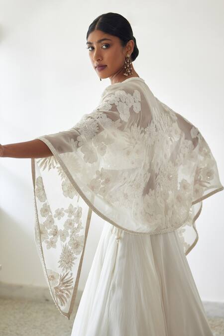 Buy_Mishru_Ivory Organza Sequins Sweetheart Alya Floral Bunch Embroidered Cape Lehenga Set _Online_at_Aza_Fashions
