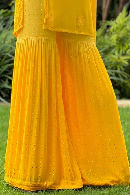 Buy_LABEL AISHWARYRIKA_Yellow Georgette Chikankari Resham Thread Mughal Embroidered Short Kurta Set _Online_at_Aza_Fashions