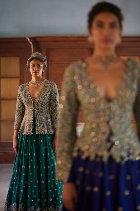 Buy Mrunalini Rao Green Silk Zari, Embroidery Plunge Neck Paisley Jacket Lehenga Set Online at Aza Fashions Buy_Mrunalini Rao_Green Silk Zari, Embroidery Plunge Neck Paisley Jacket Lehenga Set _Online_at_Aza_Fashions