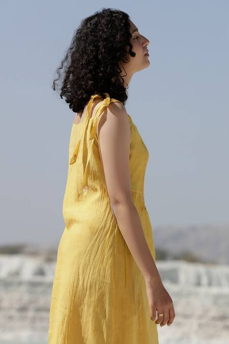 Tatwa Yellow Handloom Cotton, Viscose Embroidery Scoop Neck Chanderi Pintuck Dress at Aza Fashions Tatwa_Yellow Handloom Cotton, Viscose Embroidery Scoop Neck Chanderi Pintuck Dress _at_Aza_Fashions