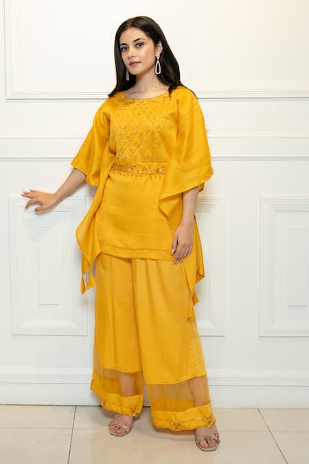 Ewaz Yellow Chanderi Embroidered Sequin Round Yoke Kaftan Set 