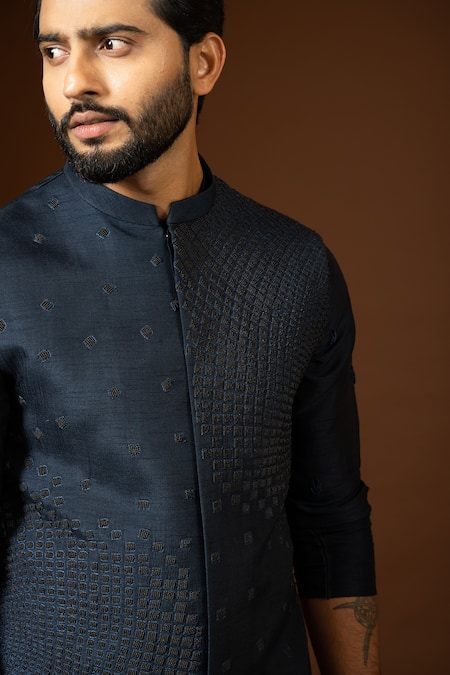 Paarsh_Blue Cotton Embroidery Chid Bundi Set _at_Aza_Fashions