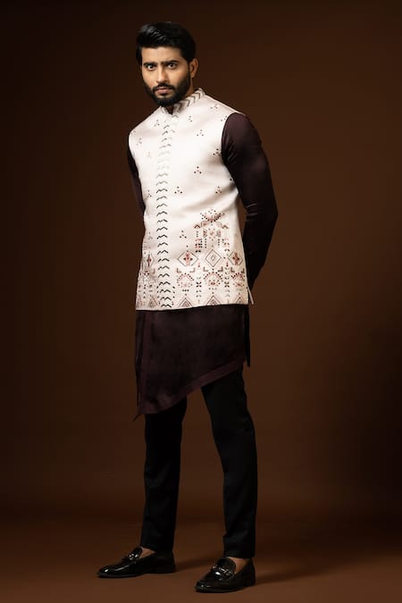 Buy_PAARSH_Pink Modal, Linen, Cotton Embroidery Pipe And Thread Bundi Kurta Set _Online_at_Aza_Fashions