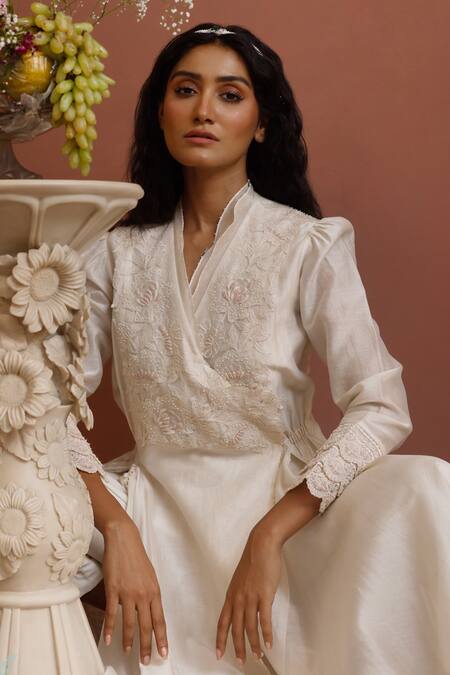 Neha Poddar Ivory Kurta Chanderi And Pants Summer Silk Cutwork Flower Embellished & Set Online at Aza Fashions Neha Poddar_Ivory Kurta Chanderi And Pants Summer Silk Cutwork Flower Embellished & Set _Online_at_Aza_Fashions