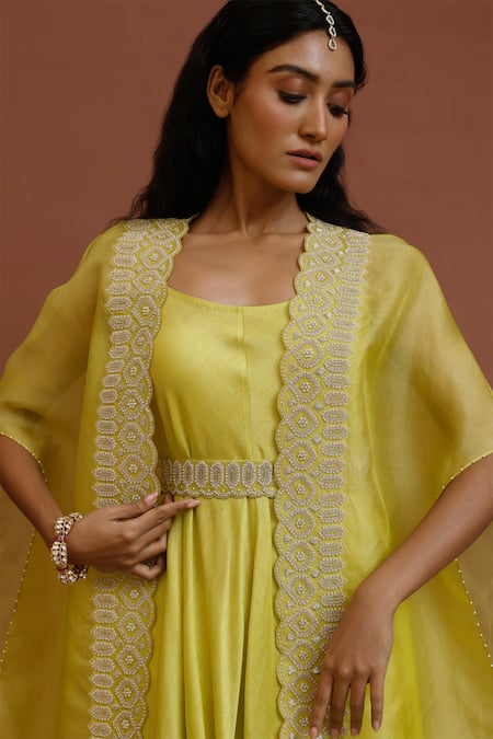 Neha Poddar_Green Cape And Belt Organza & Inner Summer Silk Border With Jumpsuit _Online_at_Aza_Fashions