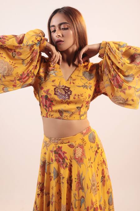 Shop_Label Shristi Chetani_Yellow Crepe, Georgette Beads V-neck Floral Pattern Lehenga Set_Online_at_Aza_Fashions
