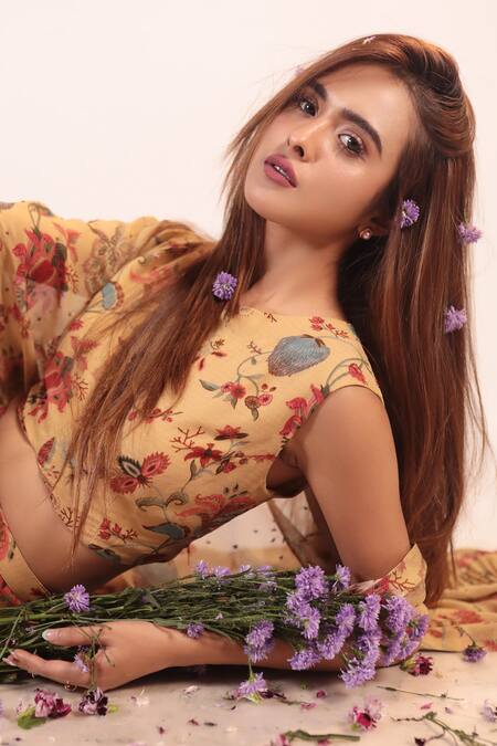 Buy_Label Shristi Chetani_Beige Crepe, Georgette Embroidery Round Neck Floral Pattern Cape Flared Pant Set _Online_at_Aza_Fashions