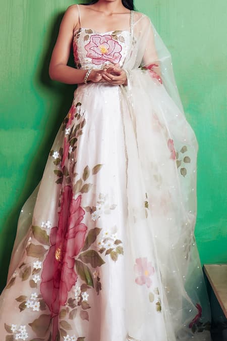 Shop_Neha Saxena_White Pure Silk Organza Hand Painted Embroidered Blouse Lehenga Set  _Online_at_Aza_Fashions
