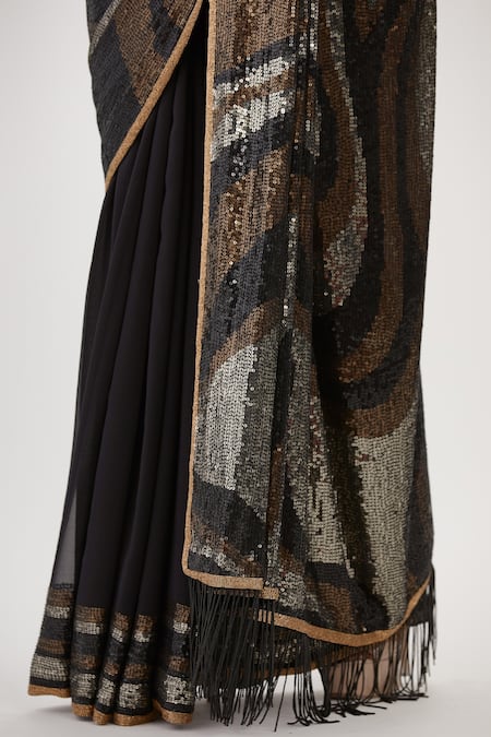 Shop Nakul Sen Black Chiffon Sequins Scoop Neck Work Saree With Blouse Online at Aza Fashions Shop_Nakul Sen_Black Chiffon Sequins Scoop Neck Work Saree With Blouse_Online_at_Aza_Fashions