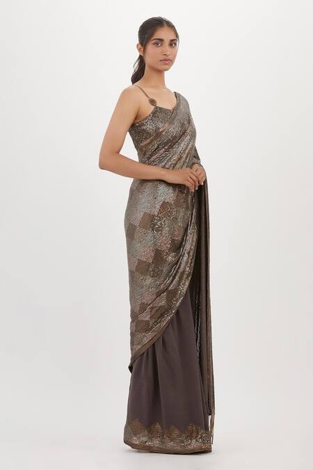 Buy Nakul Sen Grey Chiffon Sequins Scoop Neck Checkered Pattern Saree With Blouse Online at Aza Fashions Buy_Nakul Sen_Grey Chiffon Sequins Scoop Neck Checkered Pattern Saree With Blouse_Online_at_Aza_Fashions