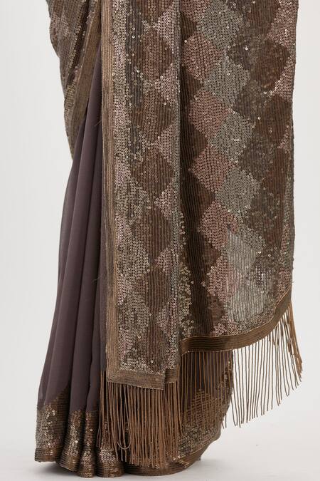 Shop Nakul Sen Grey Chiffon Sequins Scoop Neck Checkered Pattern Saree With Blouse Online at Aza Fashions Shop_Nakul Sen_Grey Chiffon Sequins Scoop Neck Checkered Pattern Saree With Blouse_Online_at_Aza_Fashions