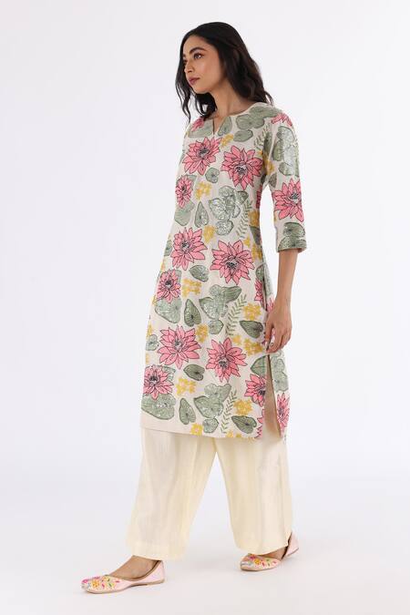 Nakita Singh_Off White Satin, Silk Embroidery, Sequins Round Neck Lotus Kurta And Pyjama Set_Online_at_Aza_Fashions