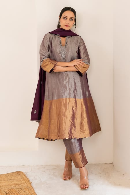 Buy_Pairaahan_Purple Kurta And Pant Tissue Metallic Colour Block Set With Chanderi Dupatta_Online_at_Aza_Fashions