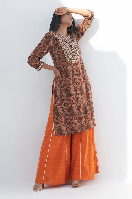 Nadima Saqib Brown Crepe Mirrors, Zari, Embroidery Collared And Paisley Print Kurta Online at Aza Fashions Nadima Saqib_Brown Crepe Mirrors, Zari, Embroidery Collared And Paisley Print Kurta _Online_at_Aza_Fashions