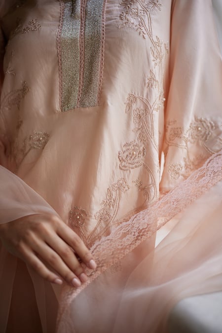Buy Label Nimbus Peach Habutai Silk Hand Embroidered Salli V Neck Kurta Pant Set Online at Aza Fashions Buy_Label Nimbus_Peach Habutai Silk Hand Embroidered Salli V Neck Kurta Pant Set _Online_at_Aza_Fashions