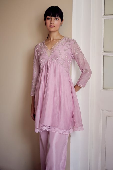 Label Nimbus_Pink Kurta  Chanderi Hand Embroidered Salli V Neck Peplum And Salwar Set _Online_at_Aza_Fashions