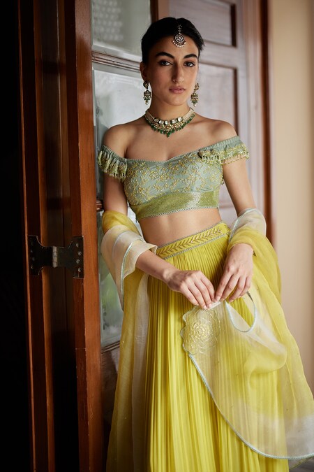 Gorgeous Green Shaded Heavy Embellished Designer Work Wedding/Party Wear  Special Lehenga Choli - Indian Heavy Anarkali Lehenga Gowns Sharara Sarees  Pakistani Dresses in USA/UK/Canada/UAE - IndiaBoulevard