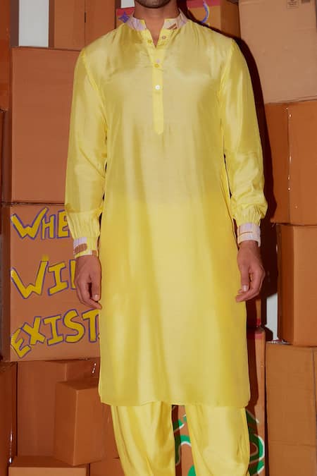 Nirmooha_Yellow Muslin Embroidery Geometric Printed Cuff Kurta And Joggers Set _Online_at_Aza_Fashions