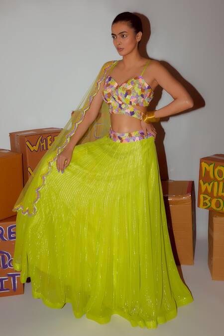 Nirmooha_Green Lurex Embroidery Sweetheart Neck Floral Waistband Lehenga Set _Online_at_Aza_Fashions