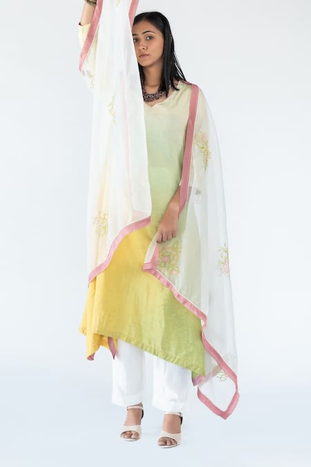 Nikita Vishakha_Green Dupatta Organza, Kurta Silk, Pant Ombre Effect Asymmetric Set_at_Aza_Fashions