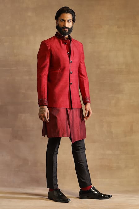 Raghavendra Rathore Jodhpur_Maroon Raw Silk Embroidered Floral Pattern Bandhgala Jacket _Online_at_Aza_Fashions