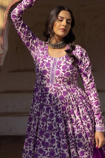 Pomcha Jaipur_Purple Cotton, Organza Gota Patti, Embroidery Monsoon Lilly Printed Anarkali Set _Online_at_Aza_Fashions