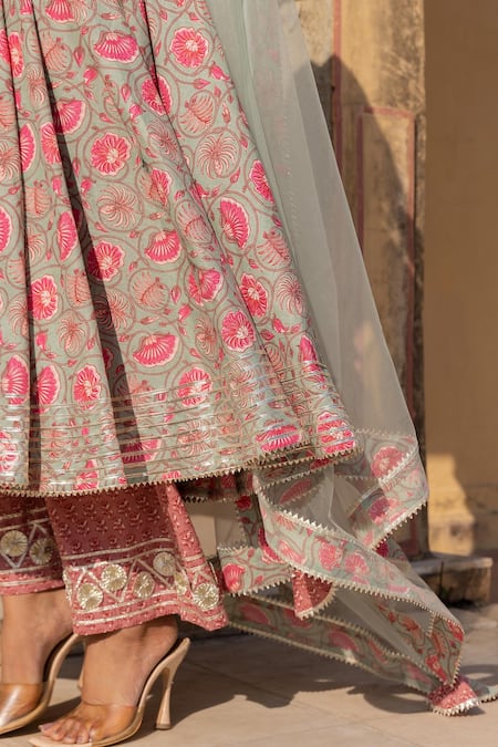Buy_Pomcha Jaipur_Grey Cotton, Net Gota Patti, Embroidery Round Neck Aliza Printed Anarkali Set _Online_at_Aza_Fashions