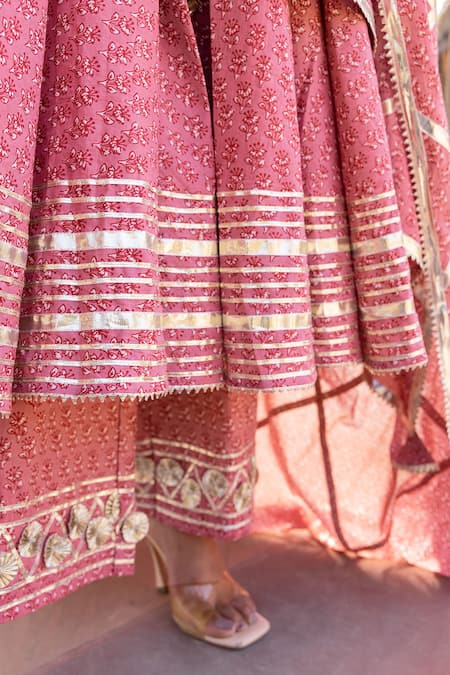 Shop_Pomcha Jaipur_Pink Cotton Gota Patti, Embroidery Split V-neck Rosewood Printed Anarkali Set _Online_at_Aza_Fashions