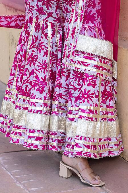 Pomcha Jaipur White Cotton, Net Gota Patti, Embroidery Lilly Floral Print Kurta Sharara Set at Aza Fashions Pomcha Jaipur_White Cotton, Net Gota Patti, Embroidery Lilly Floral Print Kurta Sharara Set _at_Aza_Fashions