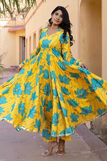 Buy_Pomcha Jaipur_Yellow Muslin, Chiffon Gota Patti, Carnation Floral Print Anarkali Pant Set _Online_at_Aza_Fashions