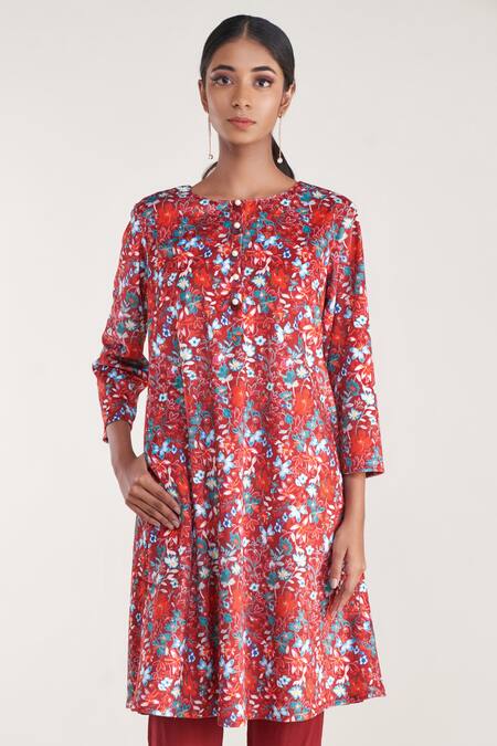 Buy_Pooja Bagaria_Red Velour, Crepe Embroidery Round Neck Floral Print Kurta And Pant Set _Online_at_Aza_Fashions