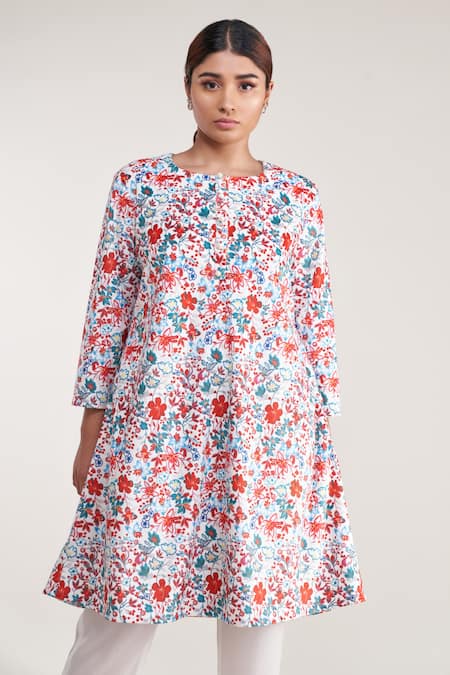 Buy_Pooja Bagaria_White Velvet, Crepe Embroidery Square Neck Kurta And Pant Set _Online_at_Aza_Fashions