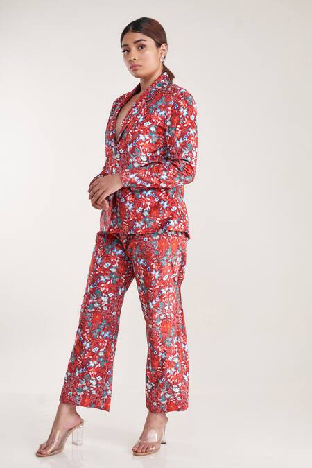 Pooja Bagaria_Red Velvet Embroidery Floral Print Blazer And Pant Set _Online_at_Aza_Fashions