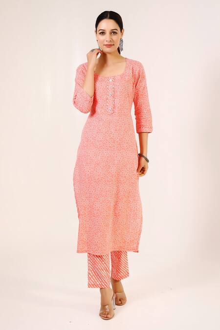 Pheeta Peach Cotton Printed Bandhani Round Kurta And Pant Set Online at Aza Fashions Pheeta_Peach Cotton Printed Bandhani Round Kurta And Pant Set_Online_at_Aza_Fashions