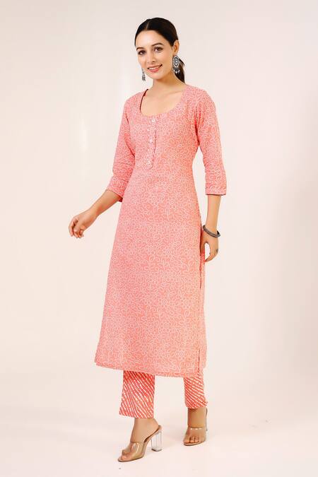 Buy Pheeta Peach Cotton Printed Bandhani Round Kurta And Pant Set Online at Aza Fashions Buy_Pheeta_Peach Cotton Printed Bandhani Round Kurta And Pant Set_Online_at_Aza_Fashions