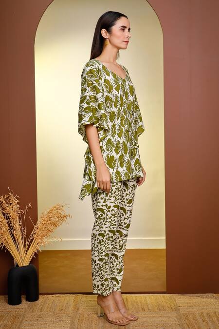 Buy Pheeta Green Cotton V-neck Leaf Print Kaftan And Pant Set Online at Aza Fashions Buy_Pheeta_Green Cotton V-neck Leaf Print Kaftan And Pant Set_Online_at_Aza_Fashions