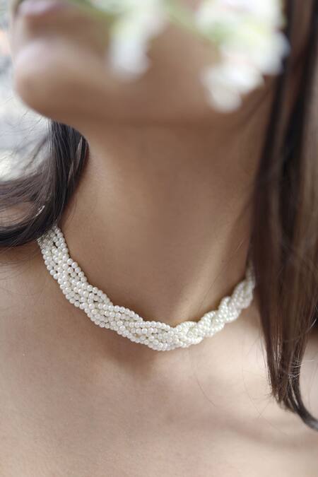 Do Taara_White Pearls Beaded Choker Necklace_Online_at_Aza_Fashions
