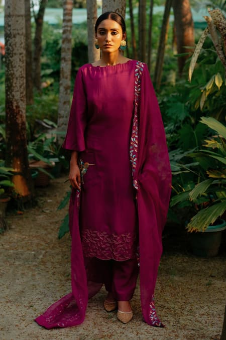 Label Shristi Chetani_Pink Organza, Dola Silk Boat Neck Hand Embroidered A-line Kurta Set _Online_at_Aza_Fashions