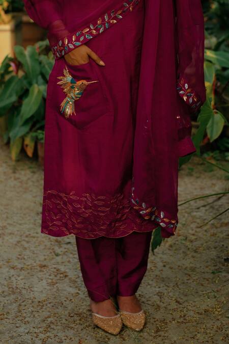 Buy_Label Shristi Chetani_Pink Organza, Dola Silk Boat Neck Hand Embroidered A-line Kurta Set _Online_at_Aza_Fashions