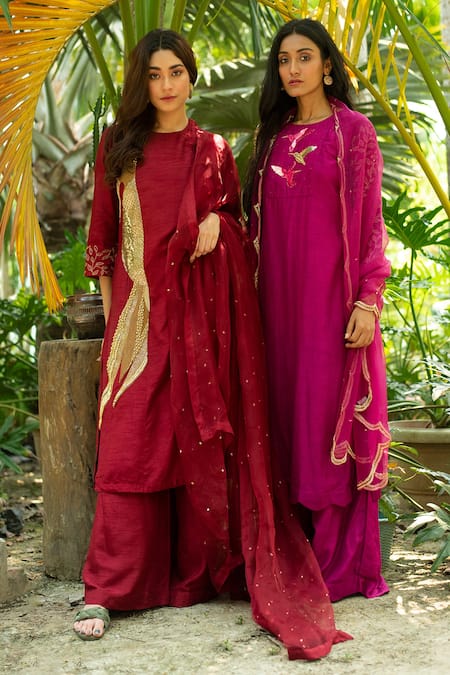 Label Shristi Chetani_Pink Organza, Dola Silk Round A-line Kurta Set _Online_at_Aza_Fashions